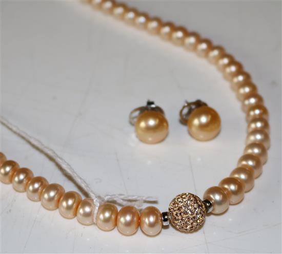 Honora Collection imitation pearl necklace and pair of similar stud earrings, boxed